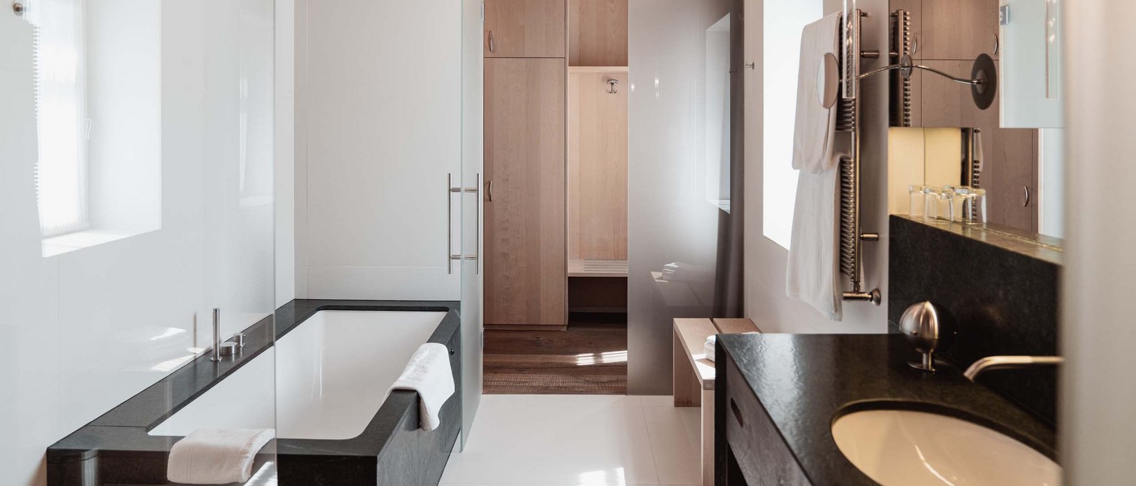 Ihr Luxushotel auf der Seiser Alm Ihr Luxushotel auf der Seiser Alm