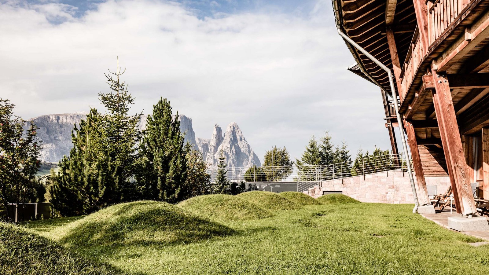 Your hotel on Alpe di Siusi/Seiser Alm