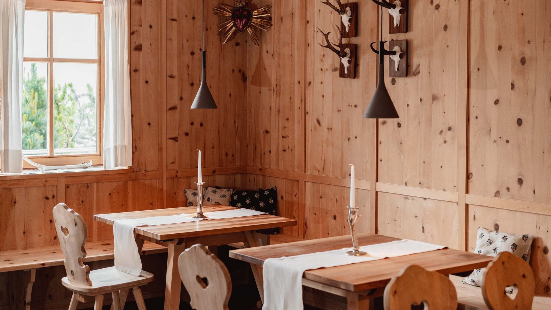 The restaurants of our hotel on Alpe di Siusi/Seiser Alm The restaurants of our hotel on Alpe di Siusi/Seiser Alm