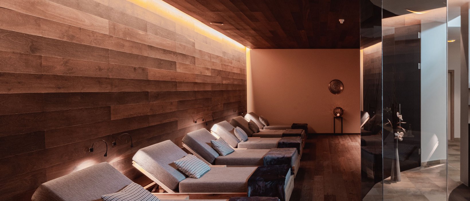 Ihr Luxushotel auf der Seiser Alm Ihr Luxushotel auf der Seiser Alm